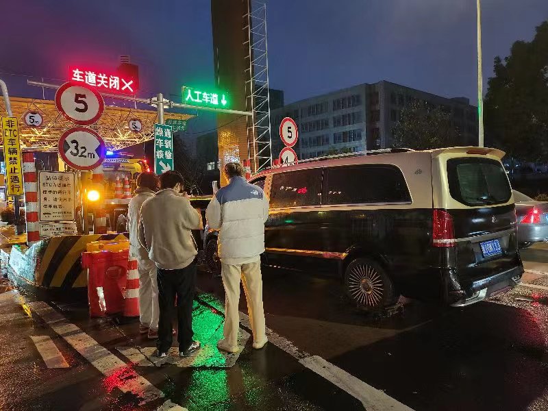 1670310250263326.jpg 950f9a42a0203a9061acbaad400526d.jpg