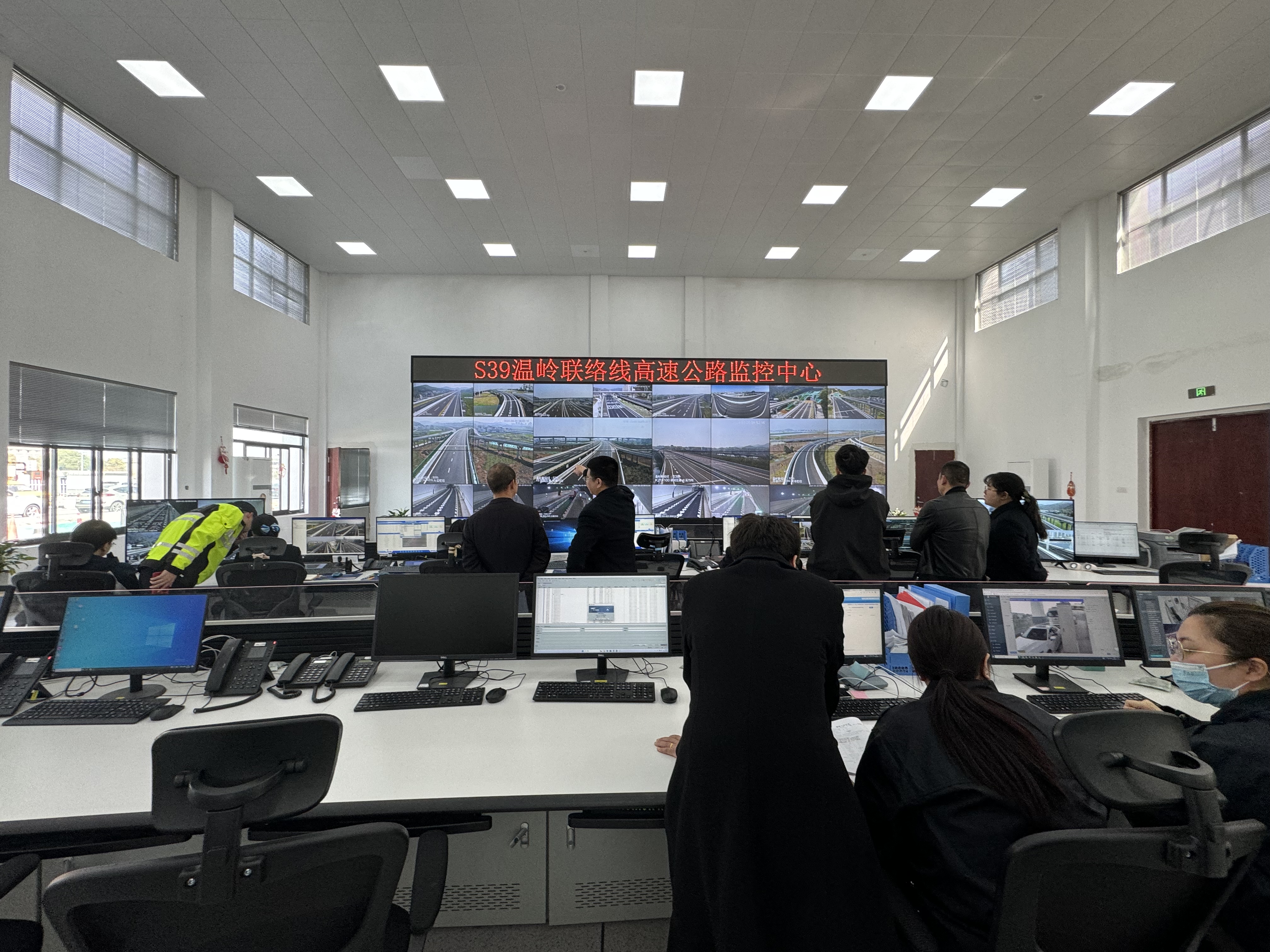 1710918639302397.jpg f1c7a2d5a4aeb870be6fbab0a33f2bf.jpg